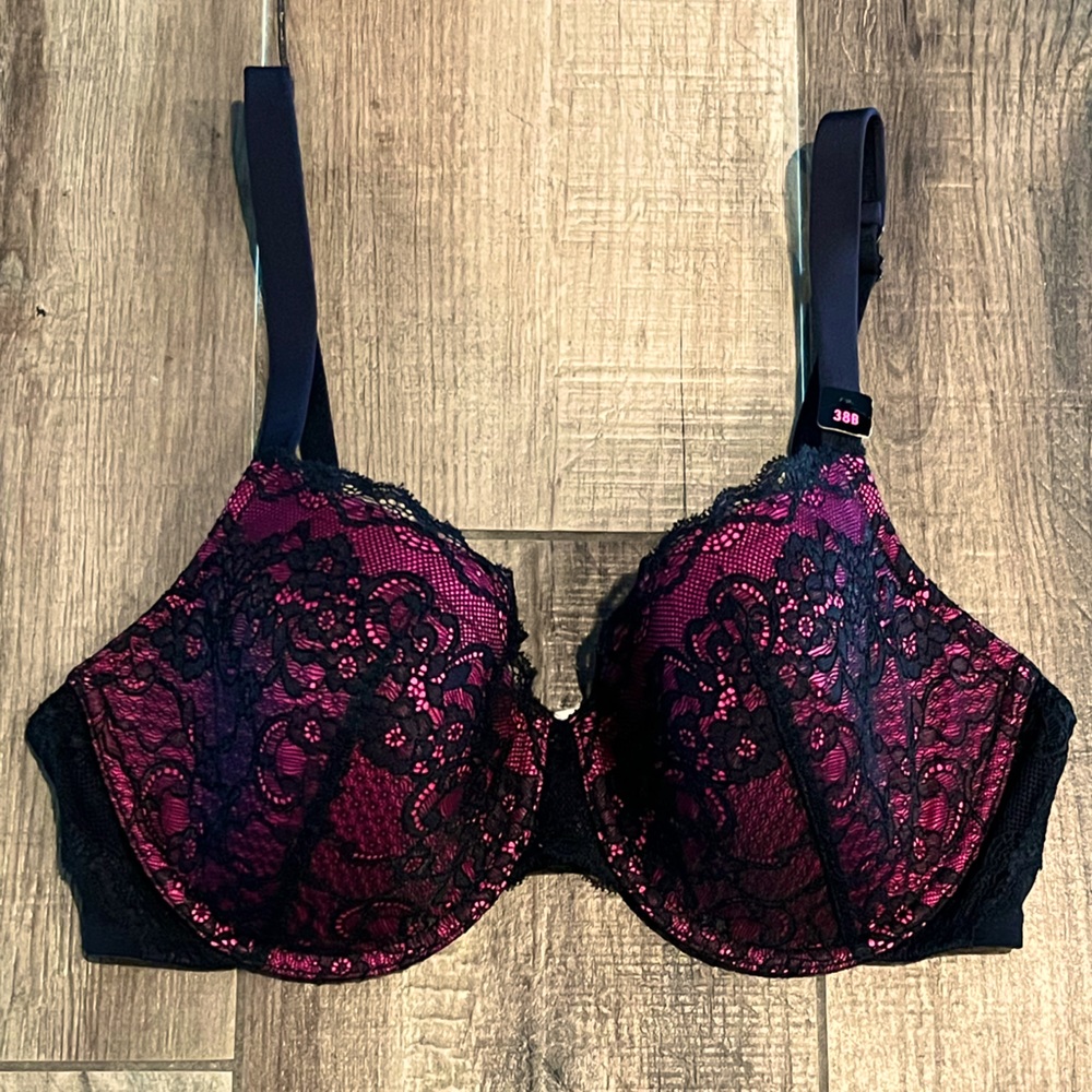 La SENZA Full Coverage Black and Pink Lace Bra